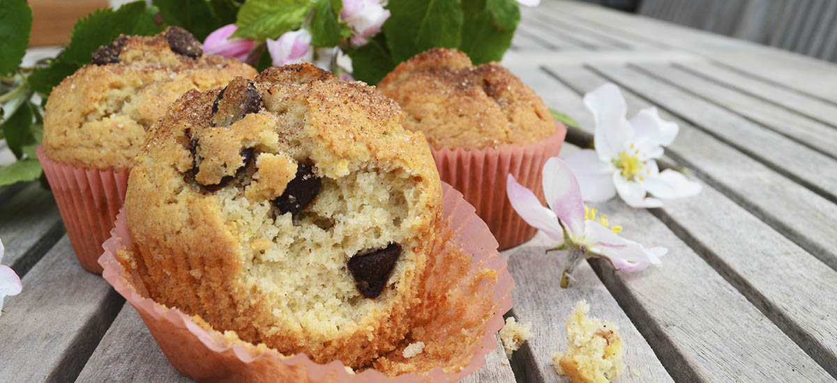 Bananmuffins med kanel og chokolade