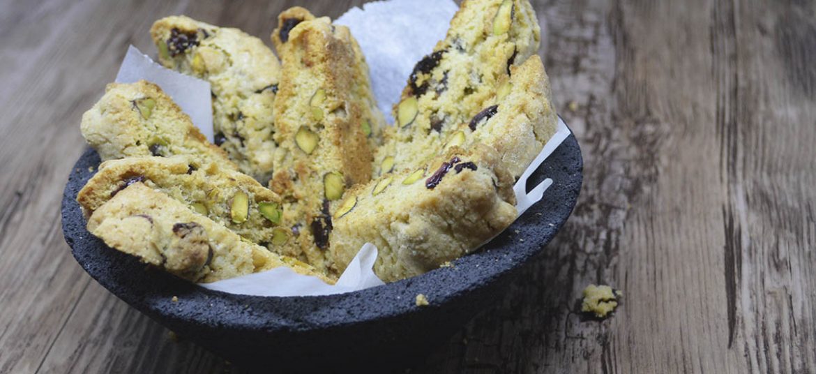 Biscotti med tranebær og pistacienødder