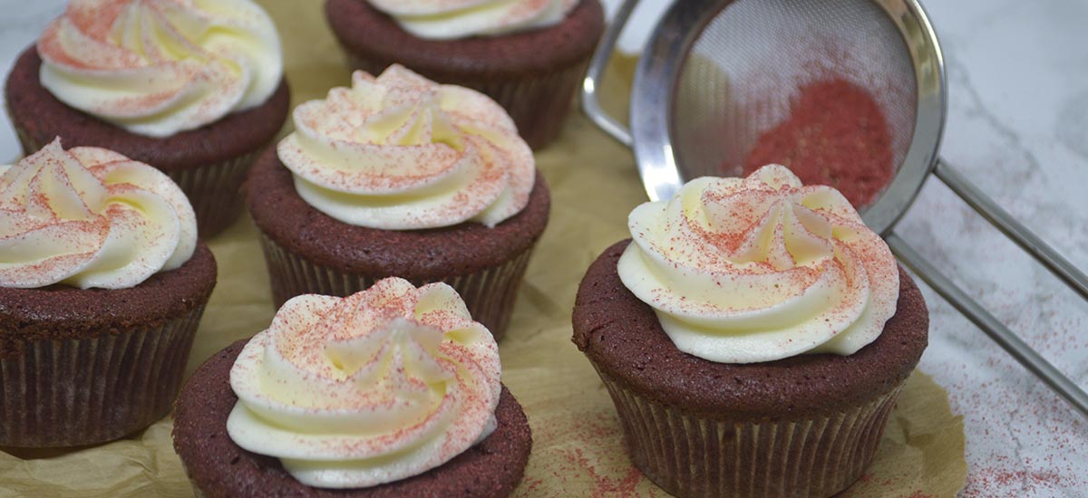 Red velvet cupcakes - med drys