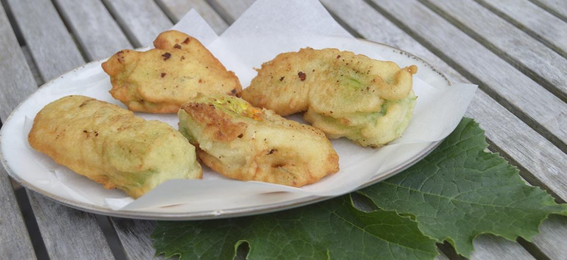 Fiori di zucca fritti